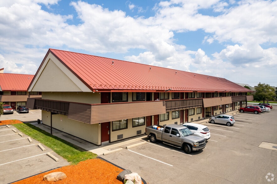 32511 Concord Dr, Madison Heights, MI for sale - Building Photo - Image 2 of 11