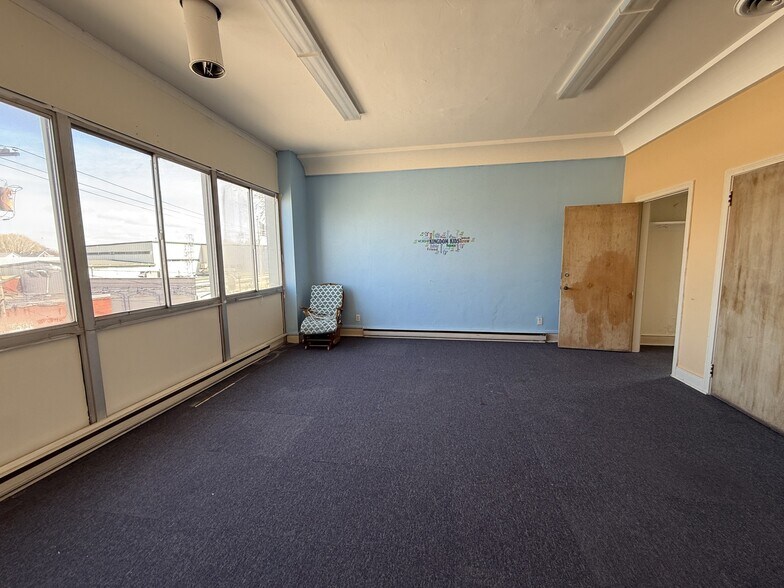 113 Colgate Ave, Buffalo, NY à vendre - Photo du bâtiment - Image 3 de 7