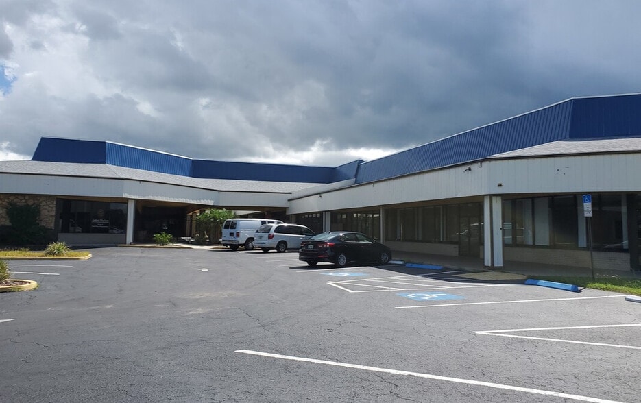 10730 US Hwy 19, Port Richey, FL for lease - Building Photo - Image 2 of 3
