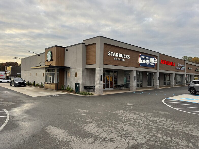 6543 Route 22, Delmont, PA for lease - Building Photo - Image 1 of 7