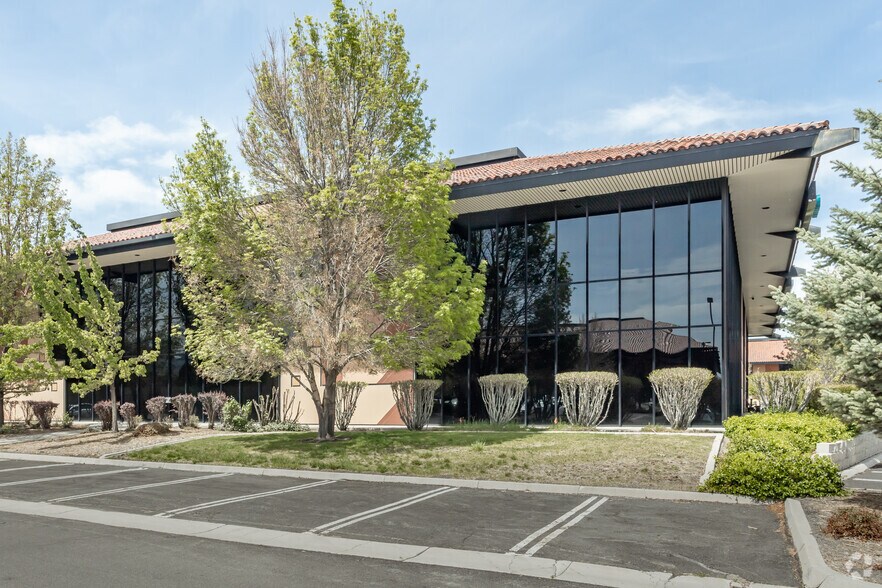 5370 Kietzke Ln, Reno, NV à louer - Photo du bâtiment - Image 3 de 3