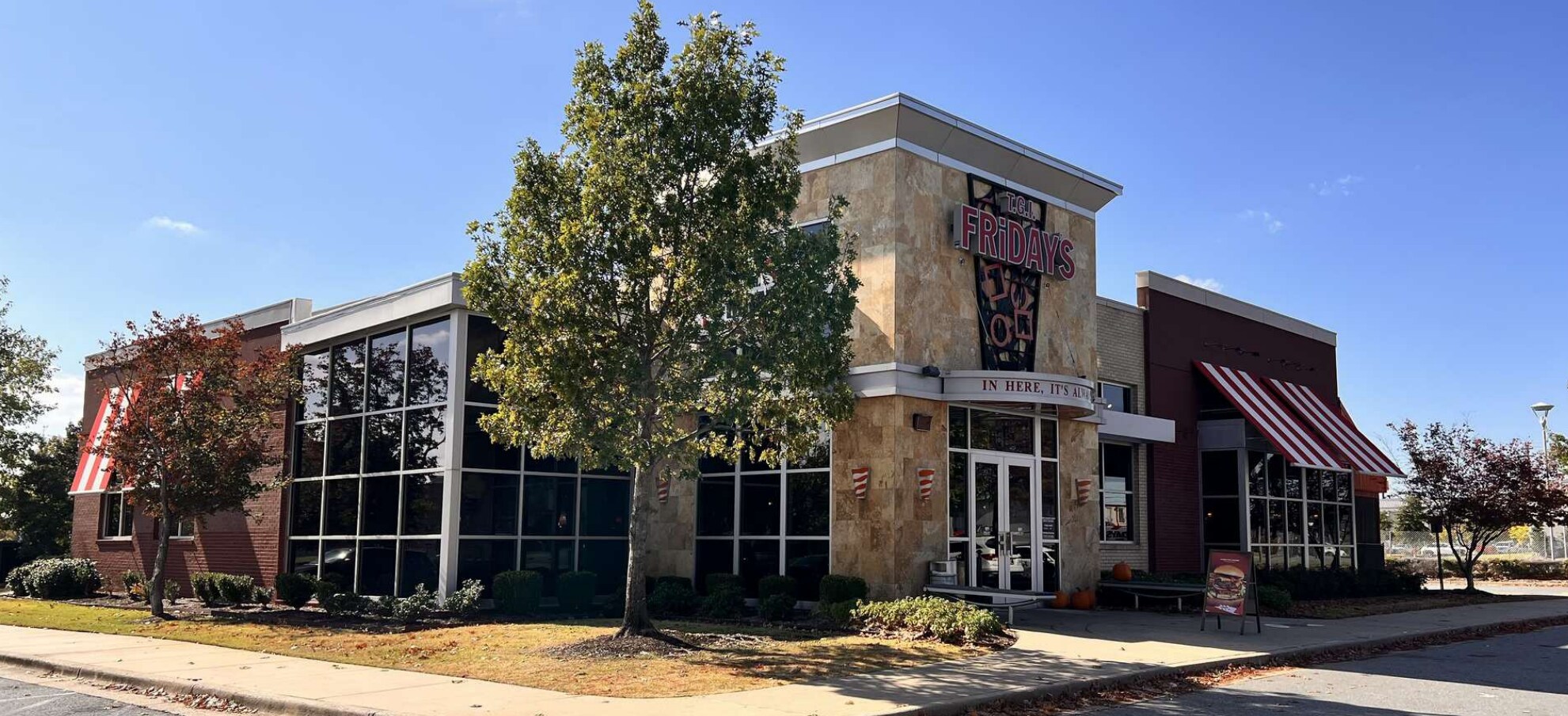 1105 E Oak St, Conway, AR à vendre Photo du bâtiment- Image 1 de 2