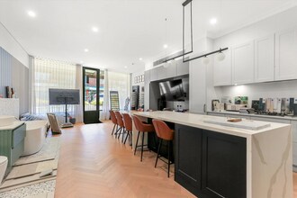 32 The Strand, Croydon for lease Interior Photo- Image 2 of 4