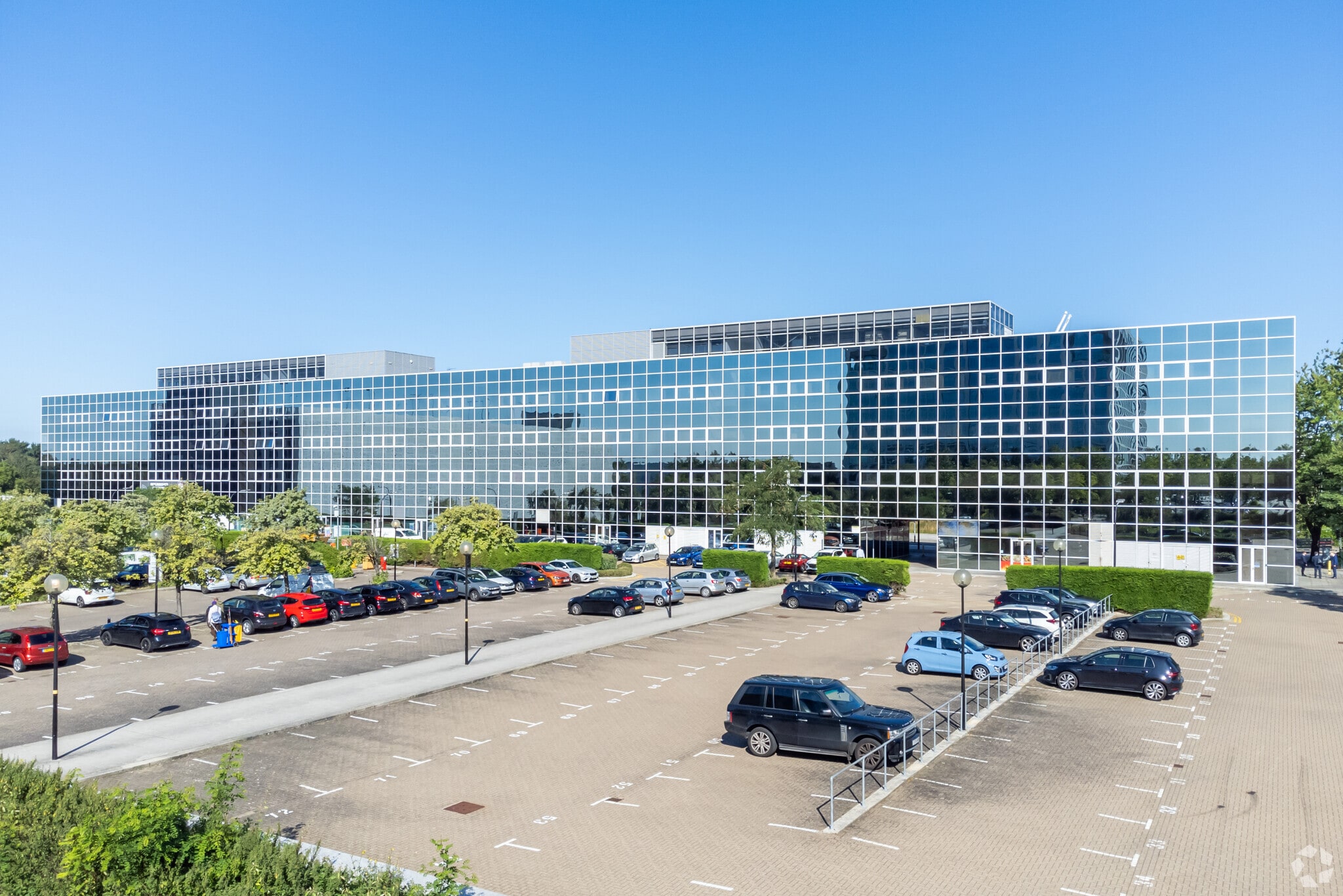 Elder Gate, Milton Keynes for lease Primary Photo- Image 1 of 66