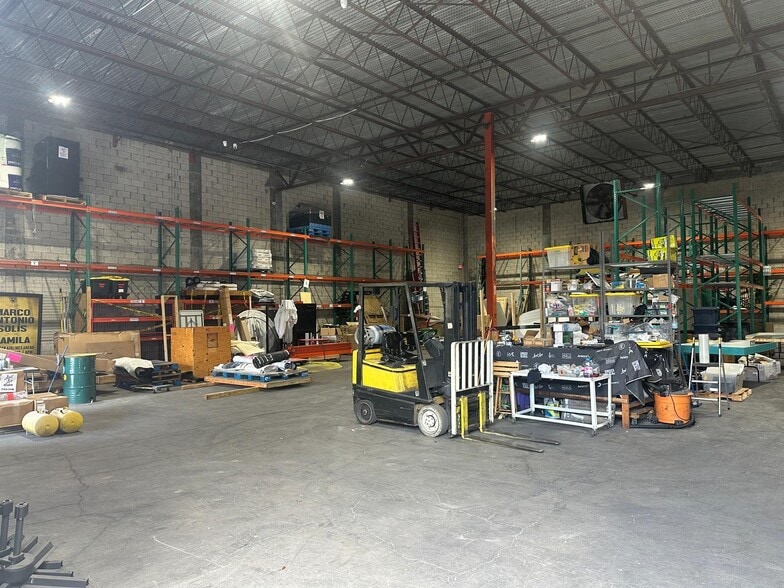 8500 NW 30th Ter, Doral, FL for lease - Building Photo - Image 3 of 19