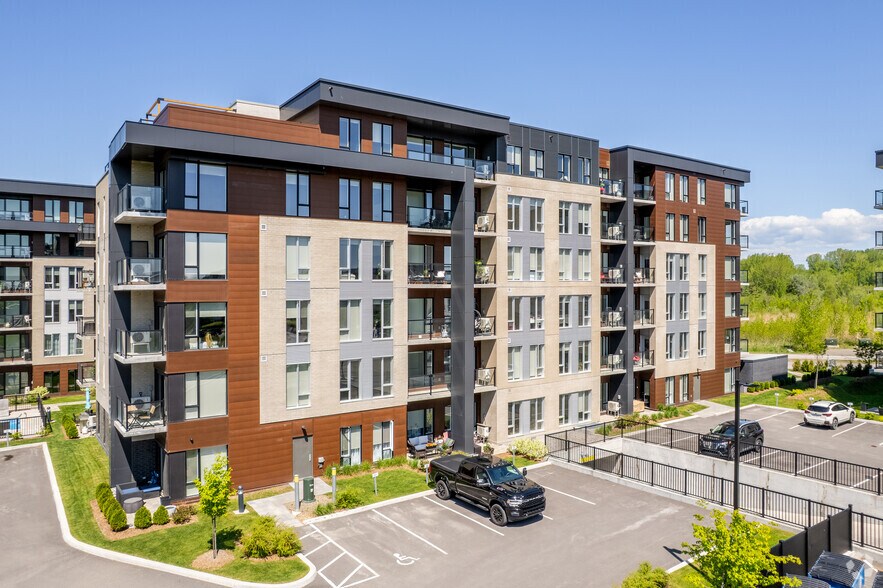 950-980 Av Pierre-Dansereau, Terrebonne, QC à louer - Photo du bâtiment - Image 3 de 4