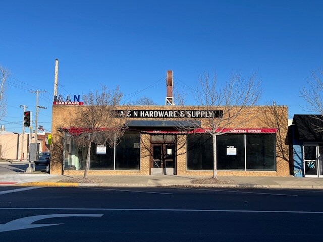 1561 Swift Ave, North Kansas City, MO for lease Building Photo- Image 1 of 8