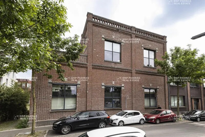 35 Rue Winston Churchill, Lille à vendre Photo du bâtiment- Image 1 de 13