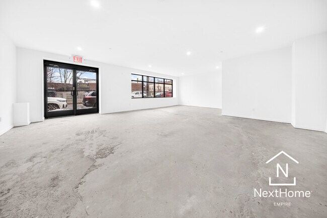 More details for 15011 41st Ave, Flushing, NY - Flex for Lease