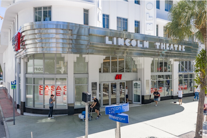 541-551 Lincoln Rd, Miami Beach, FL for lease - Building Photo - Image 3 of 10
