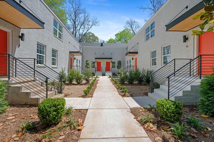 239 Howard St NE, Atlanta, GA à vendre - Photo du bâtiment - Image 1 de 21