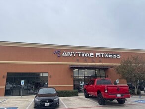 7718 McPherson Rd, Laredo, TX for lease Building Photo- Image 1 of 4