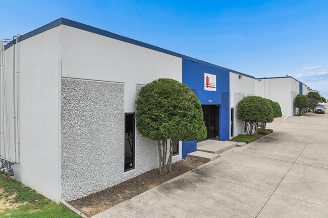 More details for 2901 Suffolk Dr, Fort Worth, TX - Industrial for Lease