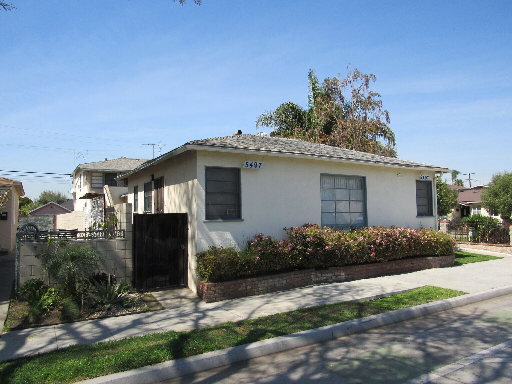 5497 Orange Ave, Long Beach, CA à vendre Photo principale- Image 1 de 1