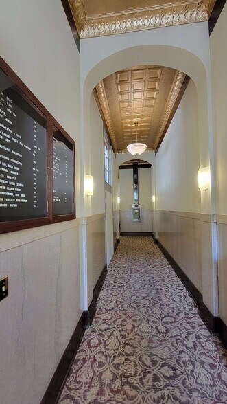 516 N Charles St, Baltimore, MD à louer - Photo du bâtiment - Image 3 de 13