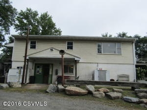 340 Reading St, Bloomsburg, PA à vendre - Photo principale - Image 1 de 1