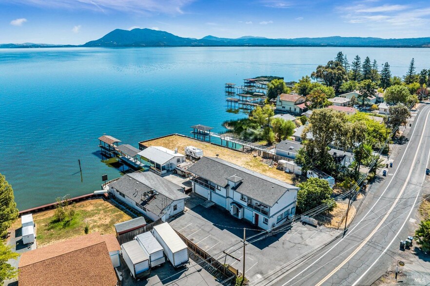 3740 Lakeshore Blvd, Lakeport, CA à vendre - A rien - Image 1 de 53