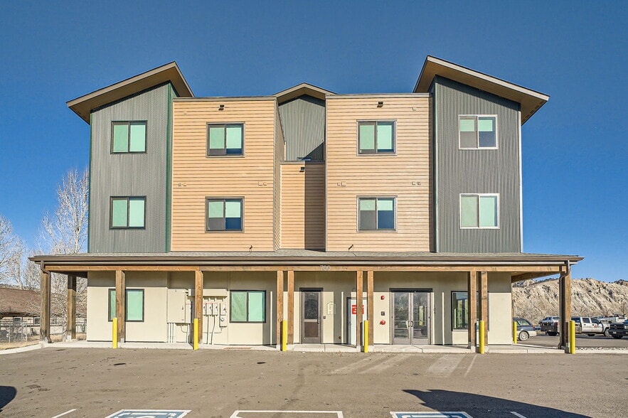 700 Red Table dr, Gypsum, CO for sale - Building Photo - Image 3 of 4