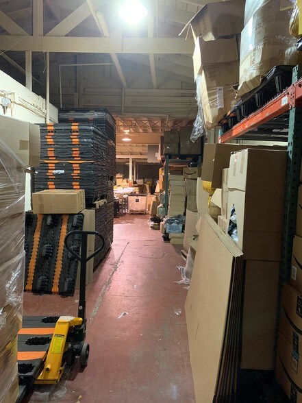 130 Patterson St, Perth Amboy, NJ à louer - Photo du bâtiment - Image 3 de 16