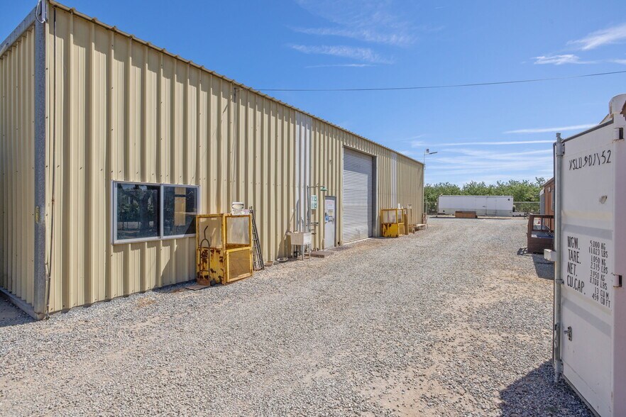 28548 Woollomes Rd, Wasco, CA à vendre - Photo du bâtiment - Image 2 de 31