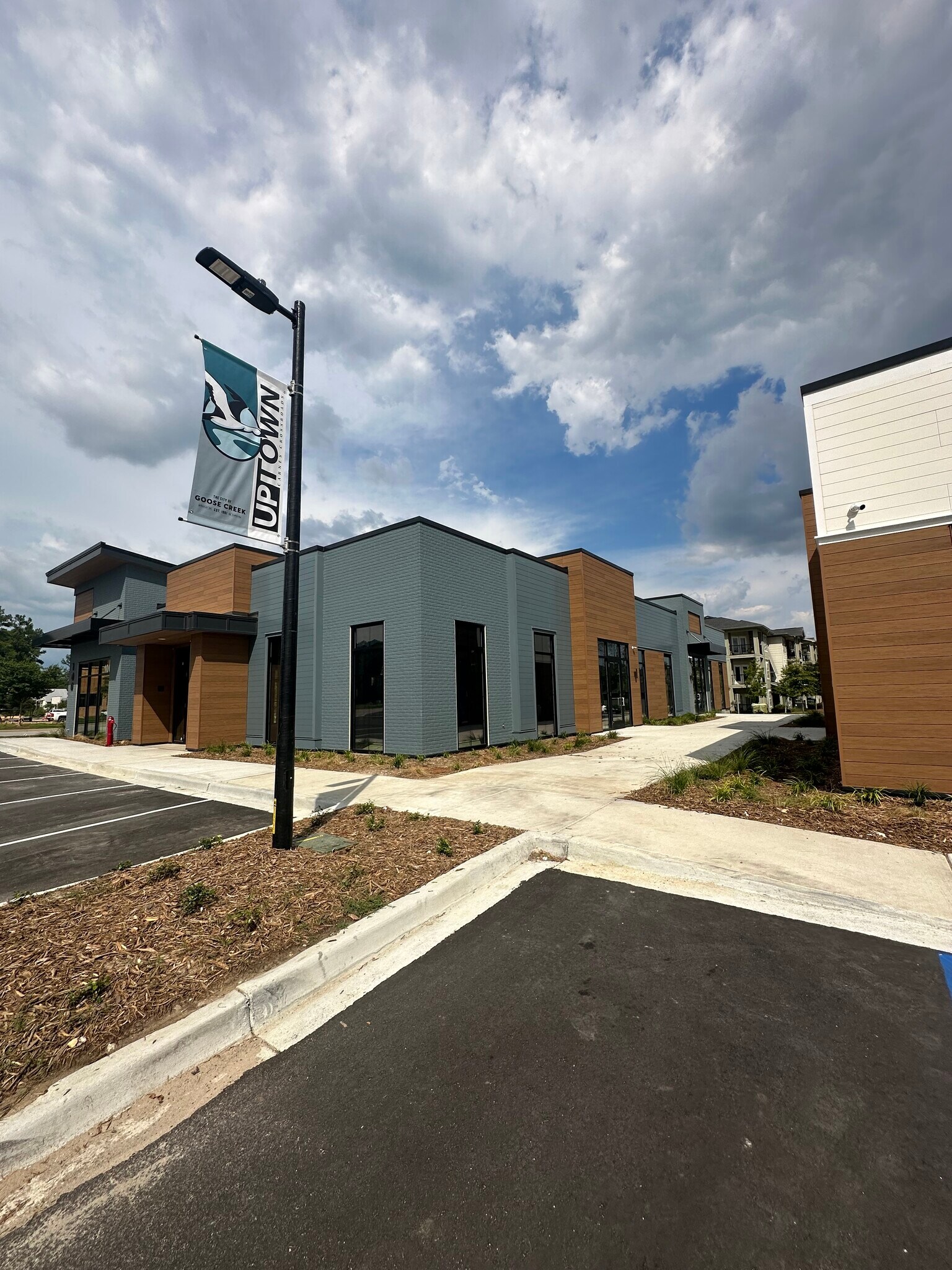 100 Gosling Way, Summerville, SC for lease Primary Photo- Image 1 of 2