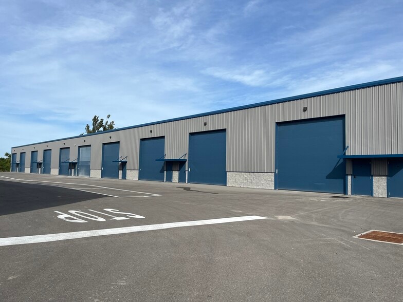 16261 Pine Ridge Rd, Fort Myers, FL for lease - Building Photo - Image 2 of 10