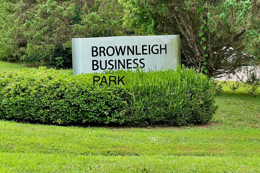 3121 Glen Royal Rd, Raleigh, NC à louer - Aérien - Image 2 de 18