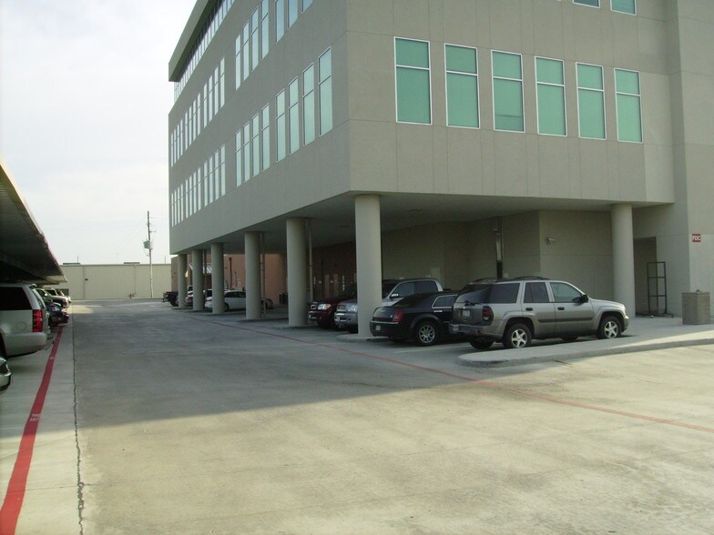 410 W Grand Pky S, Katy, TX à louer - Photo du bâtiment - Image 2 de 11