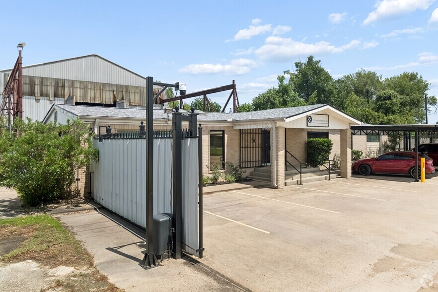 12050 Proctor St, Houston, TX à louer - Photo du bâtiment - Image 1 de 35