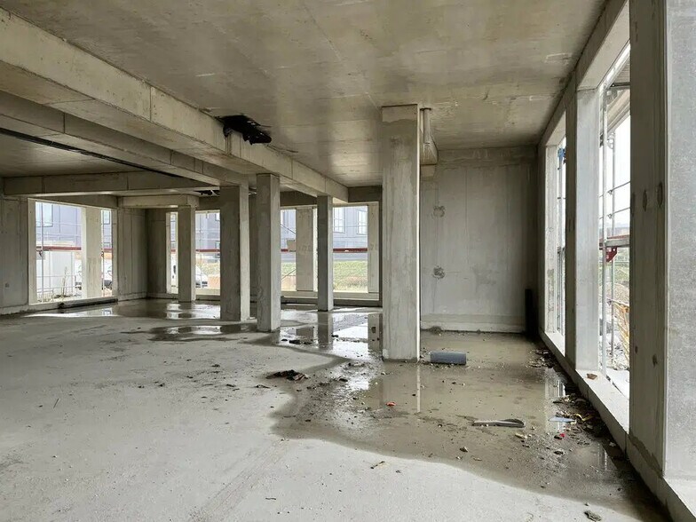 Retail in Strasbourg for lease - Construction Photo - Image 2 of 10