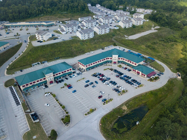 2000 Park Place Dr, Washington, PA for lease - Building Photo - Image 3 of 74