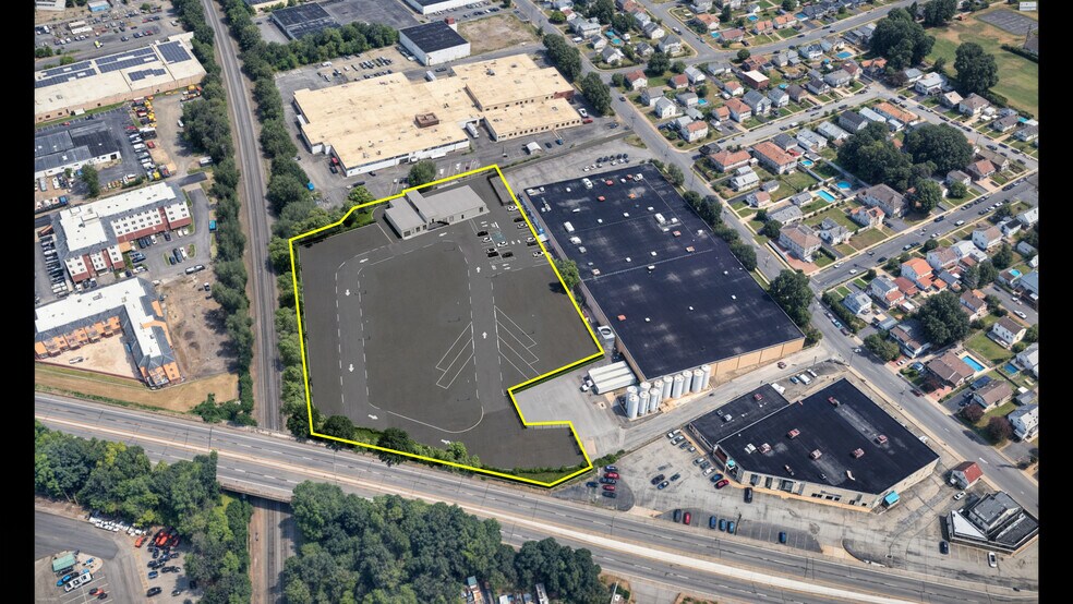125 N 5th St, Saddle Brook, NJ à louer - Aérien - Image 2 de 8