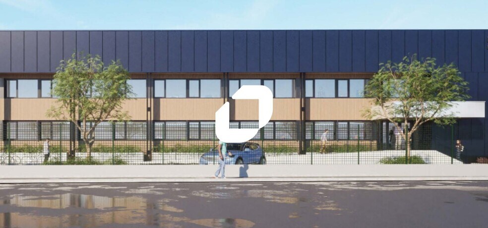 Industrial in Avignon for lease - Building Photo - Image 3 of 18