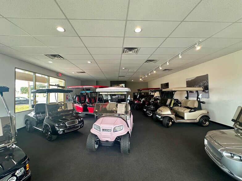 50929 Washington St, La Quinta, CA à louer - Photo du bâtiment - Image 3 de 8