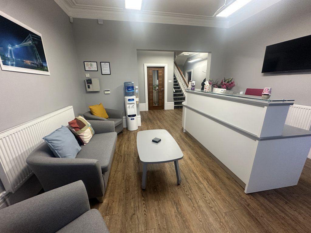 218 Stow Hl, Newport à louer Photo du bâtiment- Image 1 de 31