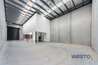 150 Palmers Rd, Truganina for lease Interior Photo- Image 1 of 4
