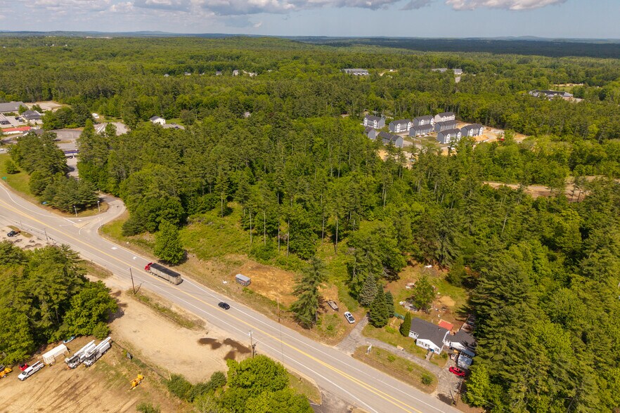 555 Calef Hwy, Barrington, NH à vendre - Photo du bâtiment - Image 3 de 8
