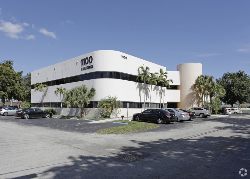 1100 S State Road 7, Margate, FL for lease - Building Photo - Image 1 of 24