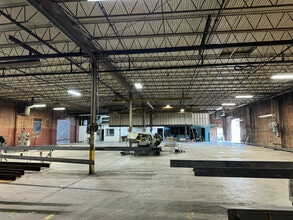 503 11th Ave, Dalton, GA à vendre Photo intérieure- Image 1 de 18