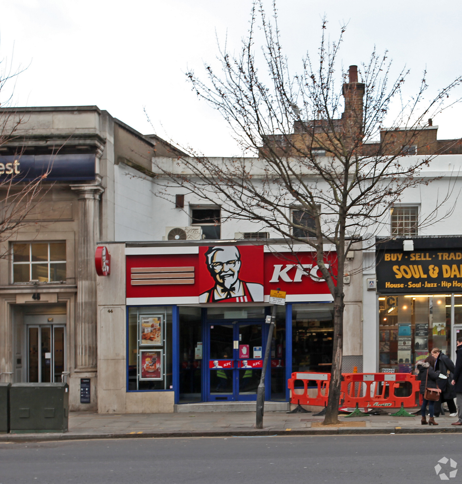 44 Notting Hill Gate, London for lease Primary Photo- Image 1 of 3