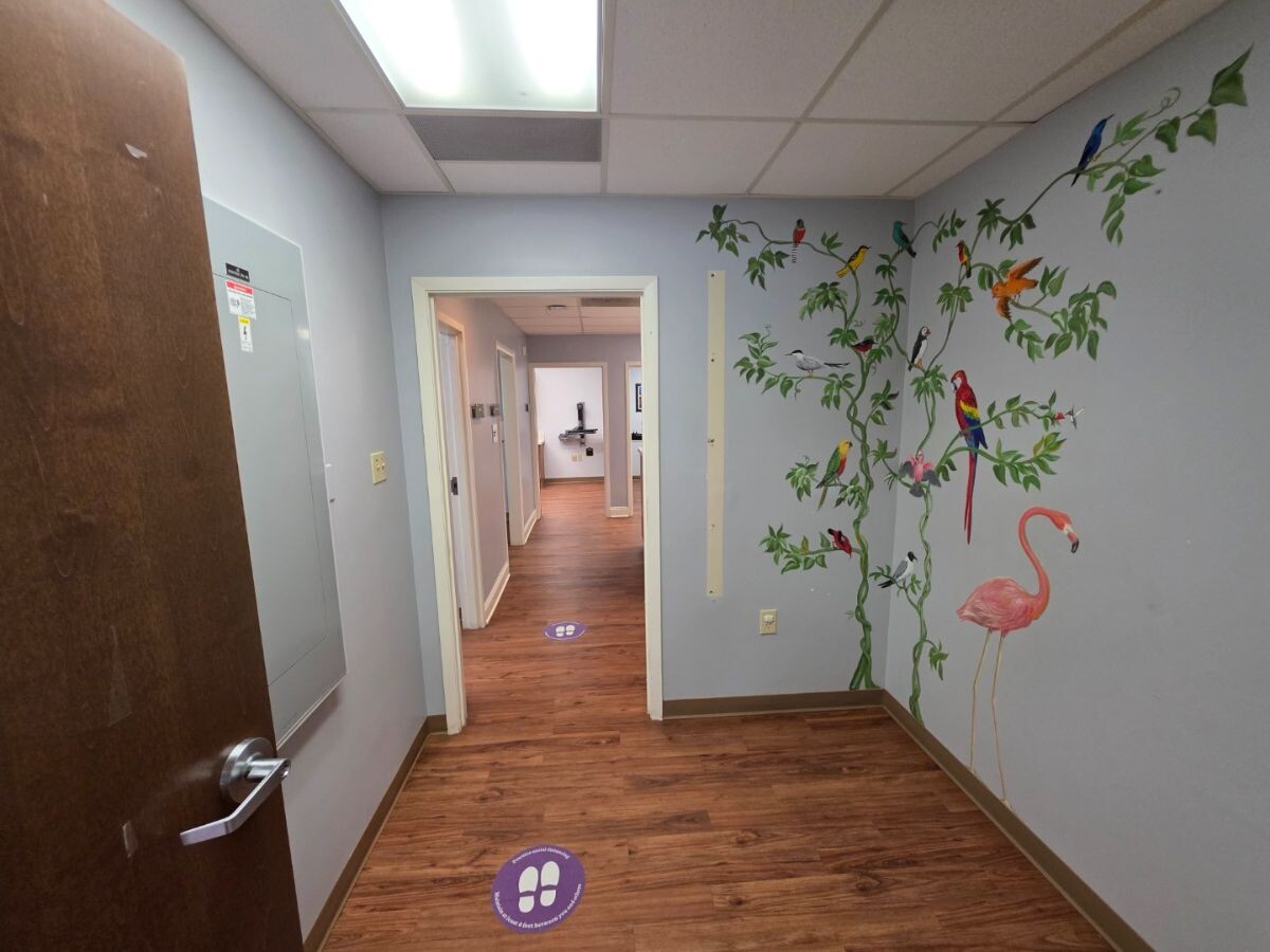 2711 Randolph Rd, Charlotte, NC 28207 - Unit 301 - - Interior Photo - Image 2 of 13
