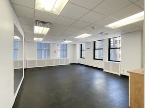425 Madison Ave, New York, NY for lease Interior Photo- Image 2 of 9