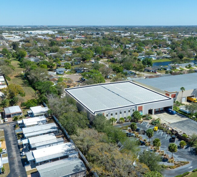 Plus de détails pour 12595 71st Ct, Largo, FL - Industriel à louer