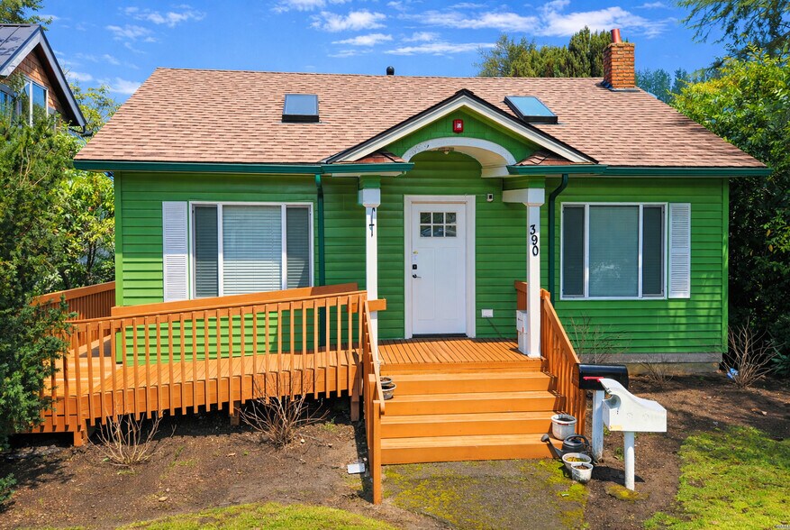 390 E Sunset Way, Issaquah, WA for sale - Building Photo - Image 2 of 9