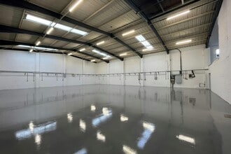 Athena Ave, Swindon for lease Interior Photo- Image 2 of 7