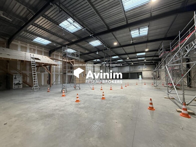 Industrial in Magny-en-Vexin for lease - Interior Photo - Image 2 of 9