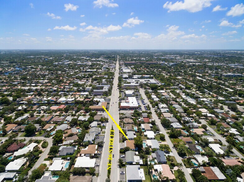 1933 NE 26th Dr, Wilton Manors, FL à vendre - Photo du bâtiment - Image 2 de 16