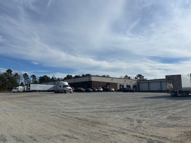 More details for 10028 Metromont Industrial Blvd, Charlotte, NC - Industrial for Lease