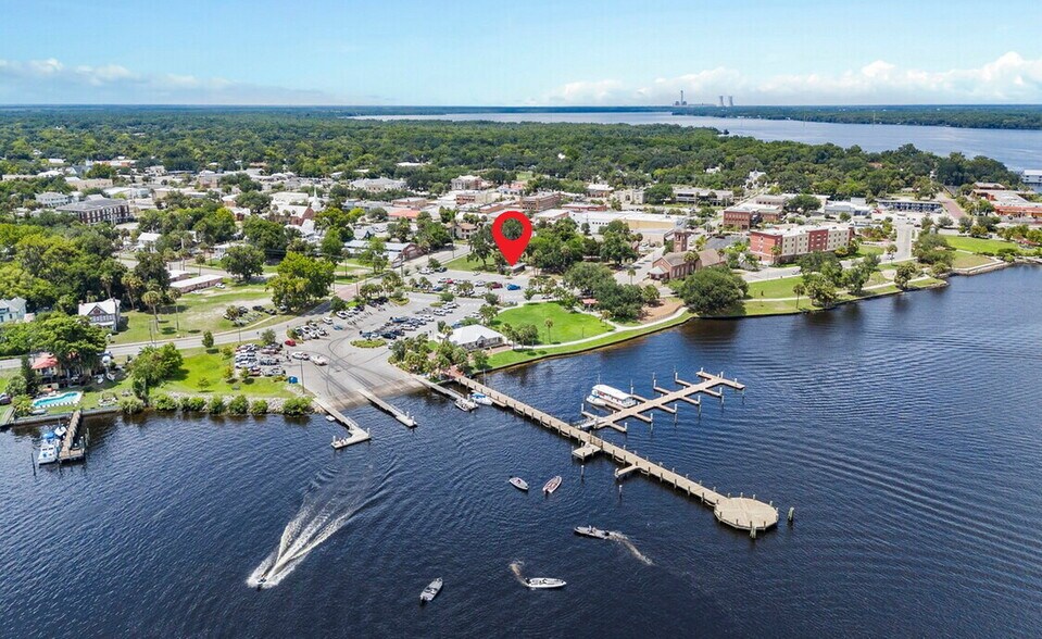 203 Laurel St, Palatka, FL à vendre - Aérien - Image 2 de 24