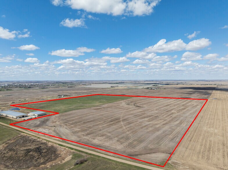 3001 27th St NE, Minot, ND à vendre - Aérien - Image 1 de 13